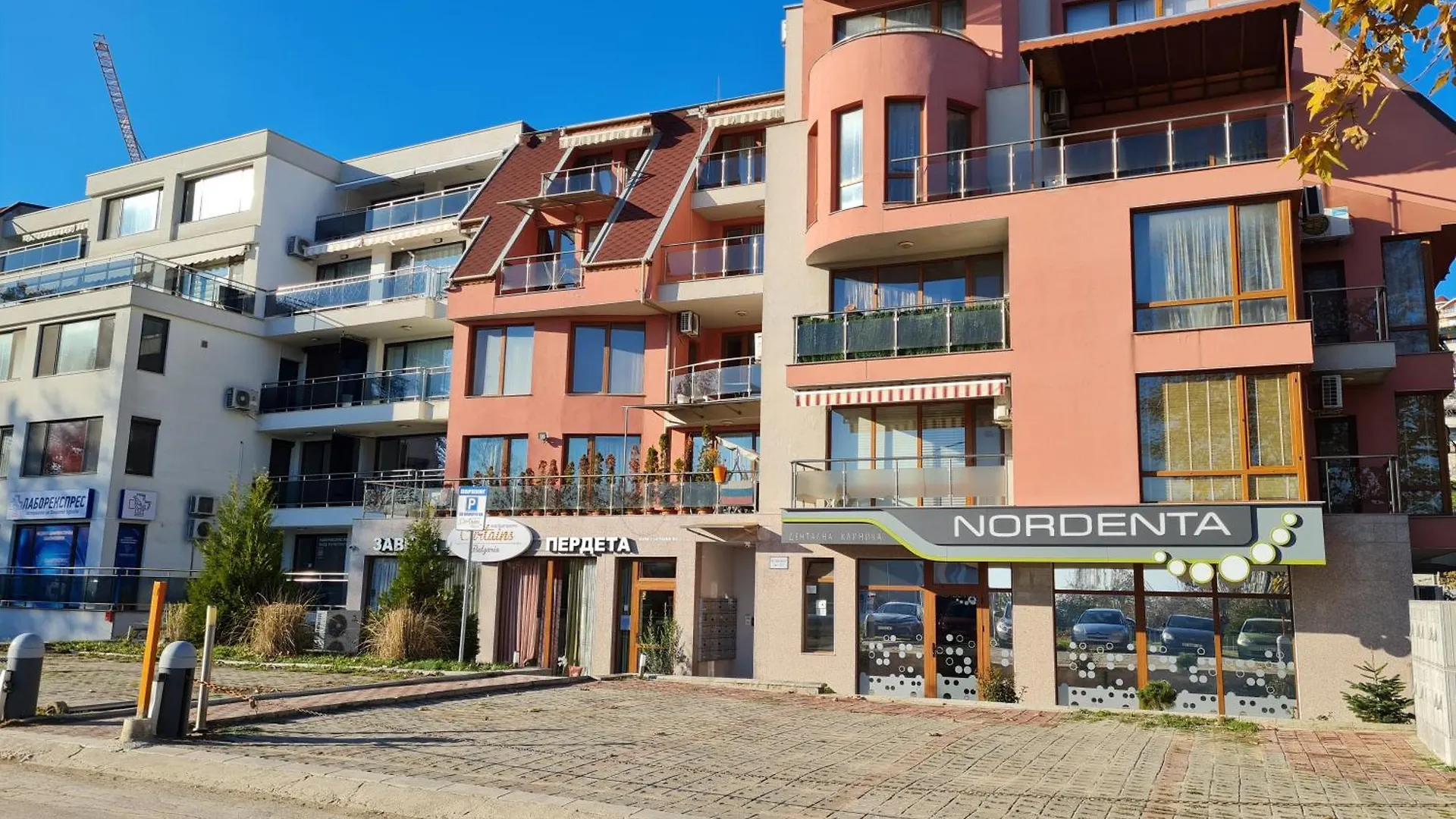Black Sea Brееze Apartment ヴァルナ