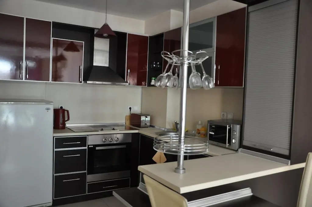 Black Sea Brееze Apartment ヴァルナ