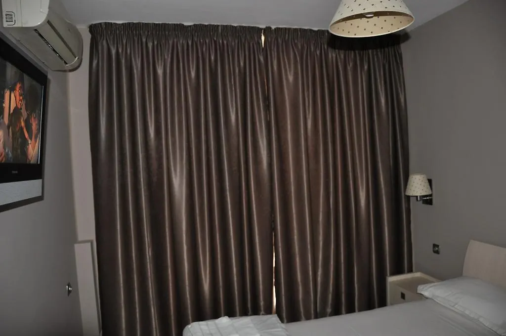 Black Sea Brееze Apartment ヴァルナ ブルガリア
