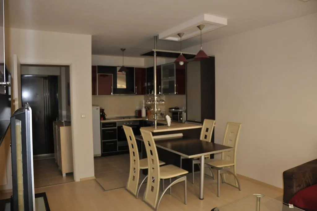 Black Sea Brееze Apartment Varna